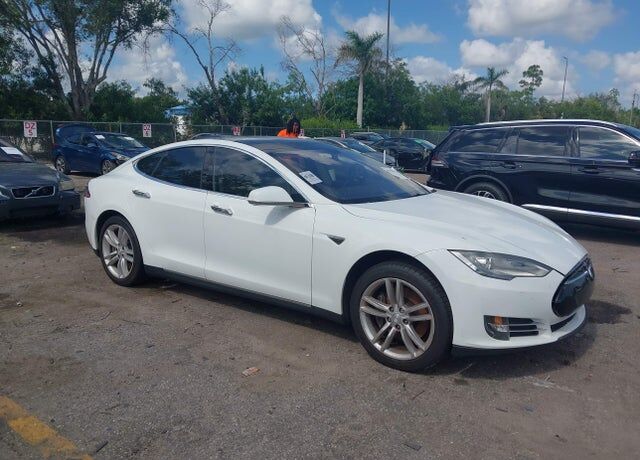 2013 TESLA Model S