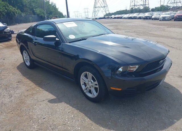 2010 FORD Mustang