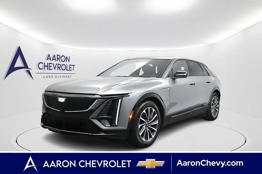 2024 CADILLAC Lyriq
