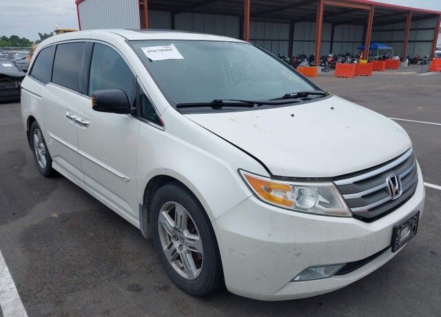 2013 HONDA Odyssey