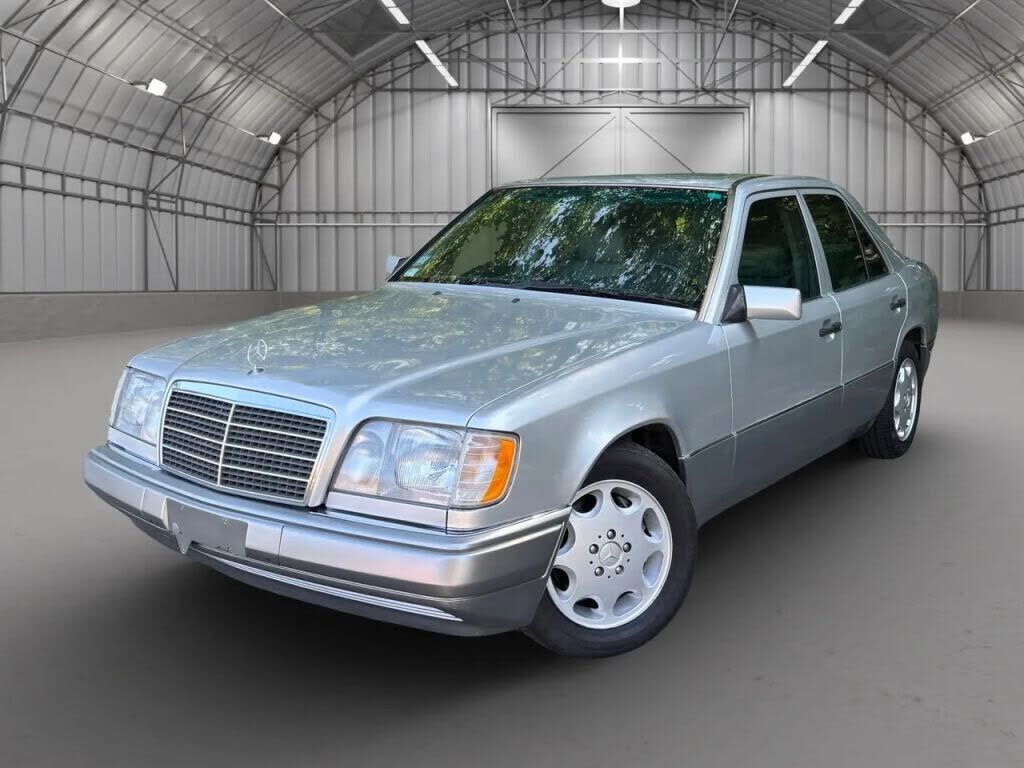 1994 MERCEDES-BENZ E-Class