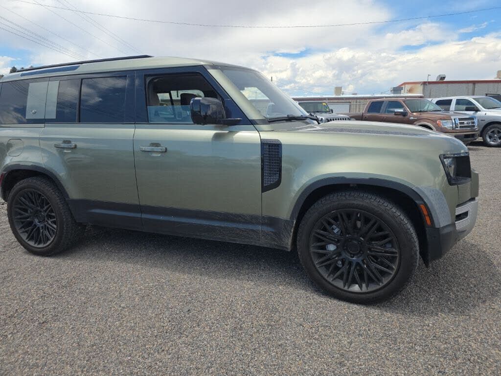 2020 LAND ROVER Defender