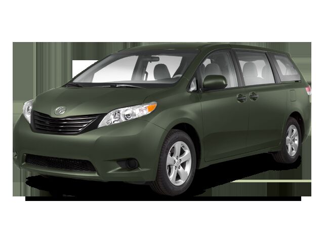 2011 TOYOTA Sienna