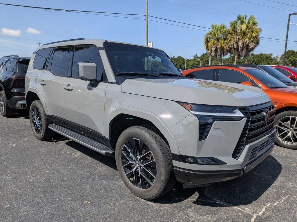 2024 LEXUS GX
