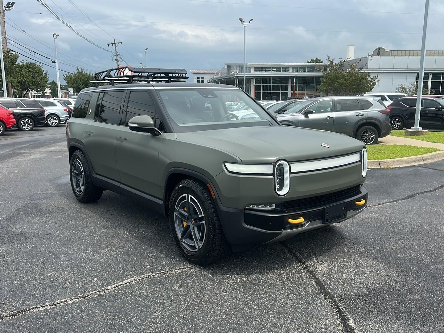 2022 RIVIAN R1S