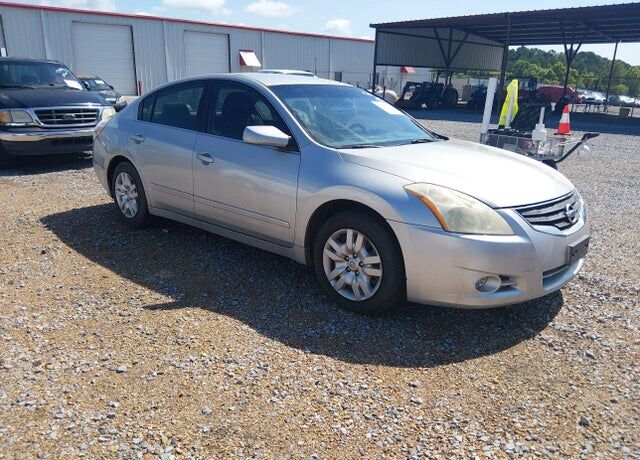 2011 NISSAN Altima