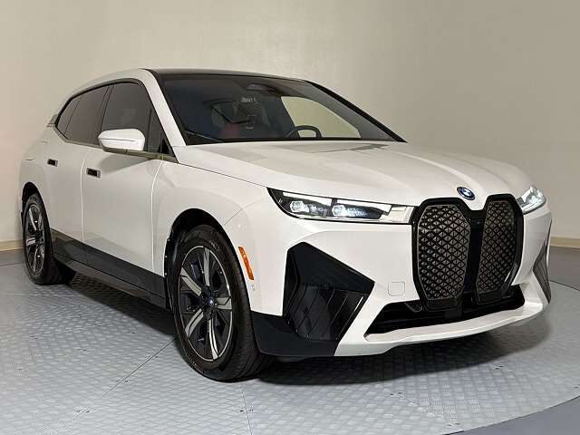 2023 BMW ix