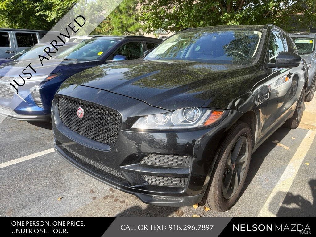 2019 JAGUAR F-Pace