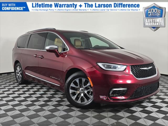 2022 CHRYSLER Pacifica