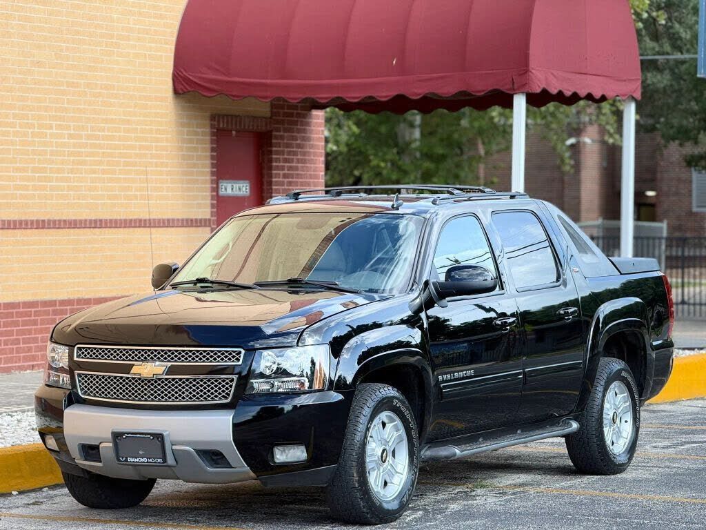 2011 CHEVROLET Avalanche