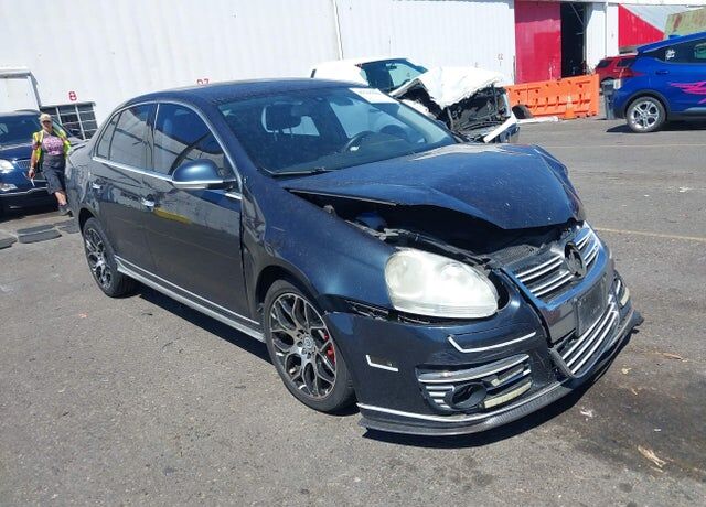 2005 VOLKSWAGEN Jetta