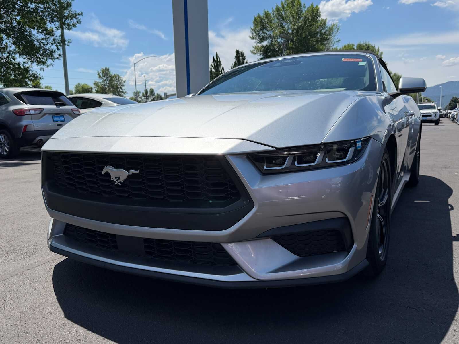 2024 FORD Mustang