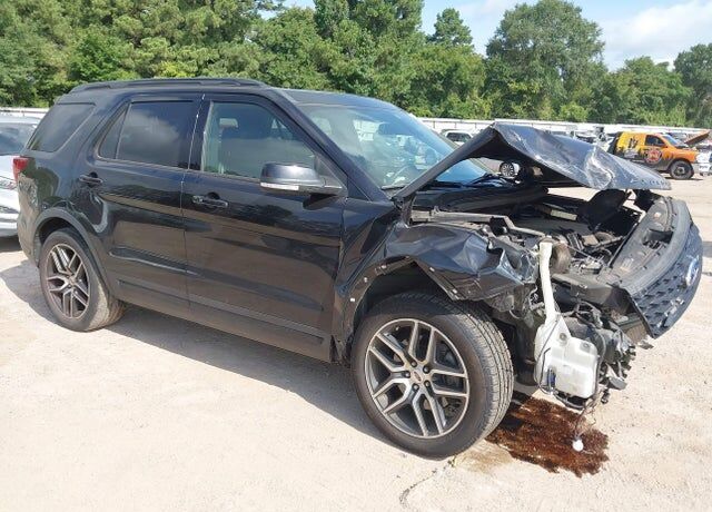 2019 FORD Explorer