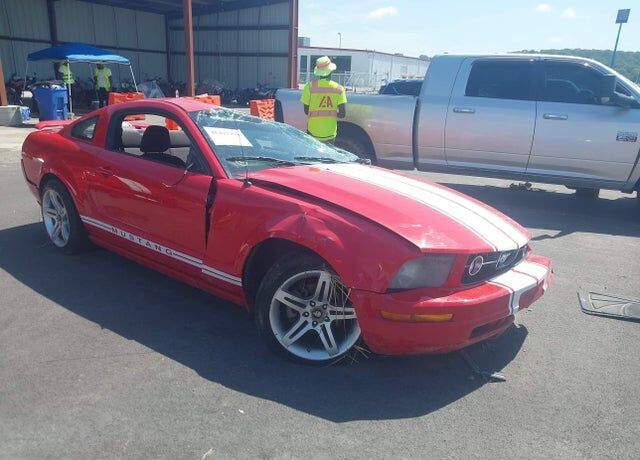 2005 FORD Mustang