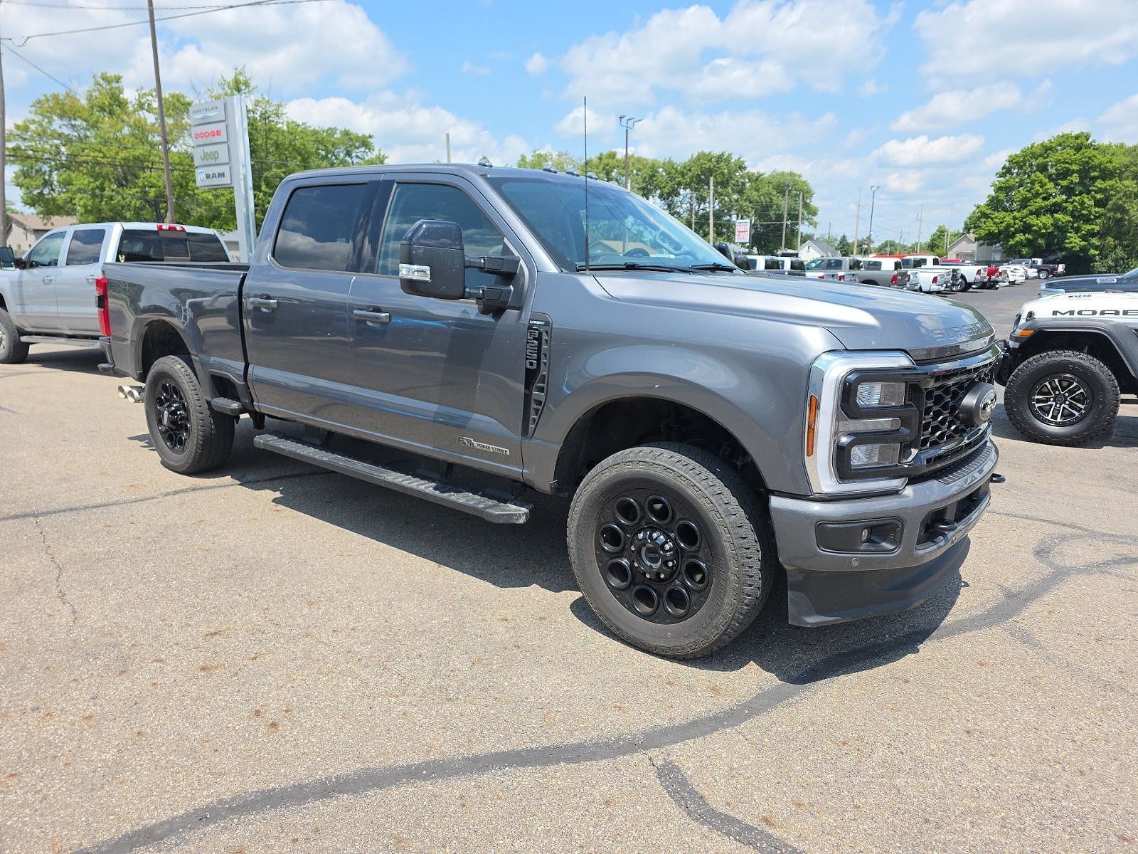 2025 FORD F-250