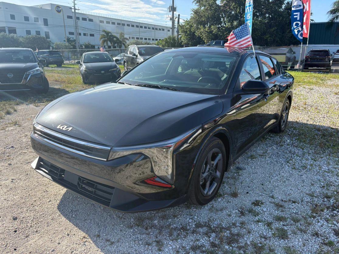2025 KIA K4