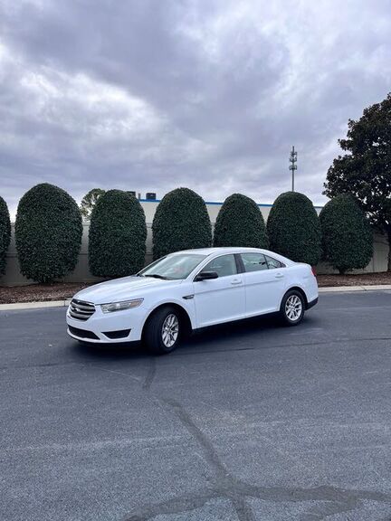 2015 FORD Taurus