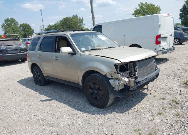 2011 FORD Escape