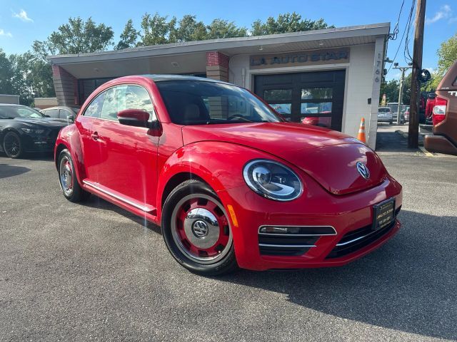 2018 VOLKSWAGEN Beetle