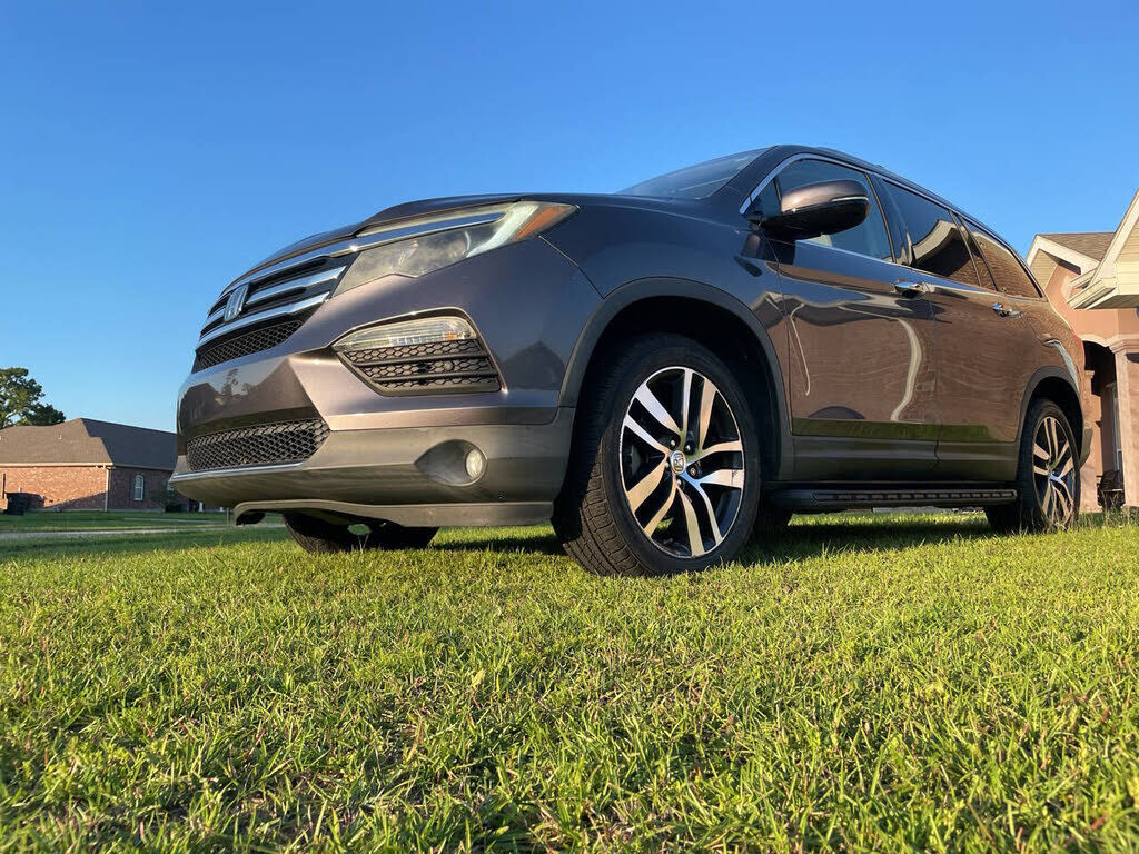 2017 HONDA Pilot