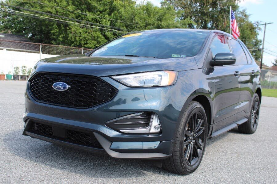 2023 FORD Edge