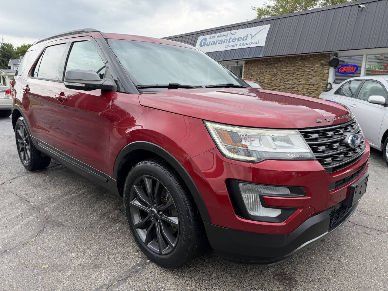 2017 FORD Explorer