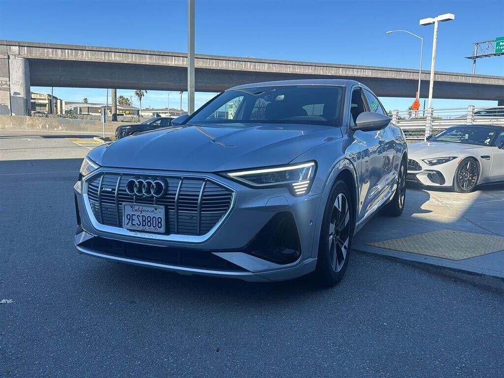 2023 AUDI e-tron