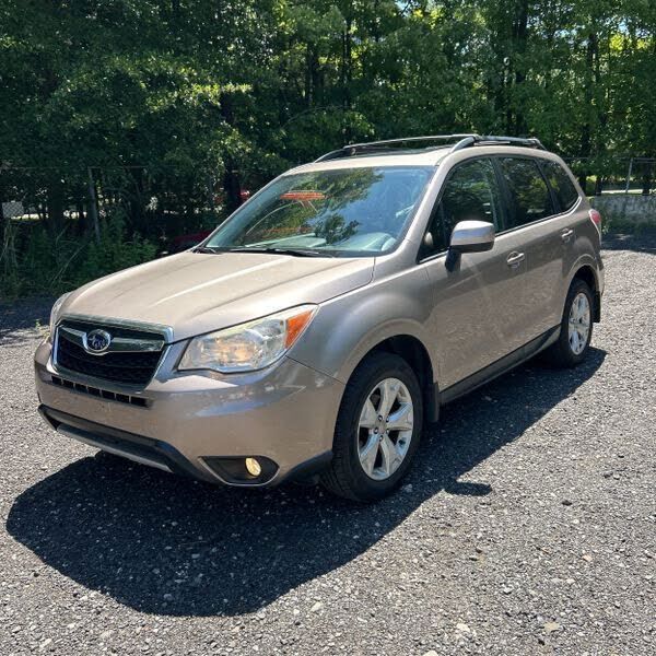 2015 SUBARU Forester