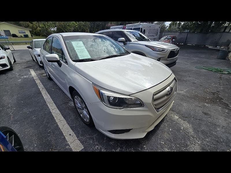 2016 SUBARU Legacy