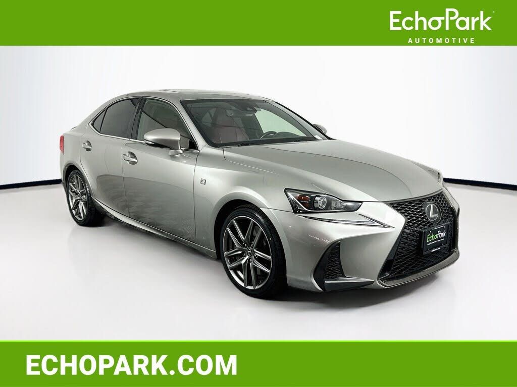 2017 LEXUS IS