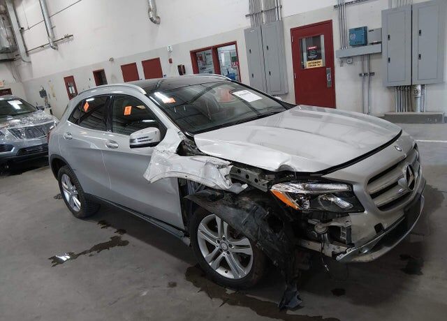 2017 MERCEDES-BENZ GLA-Class