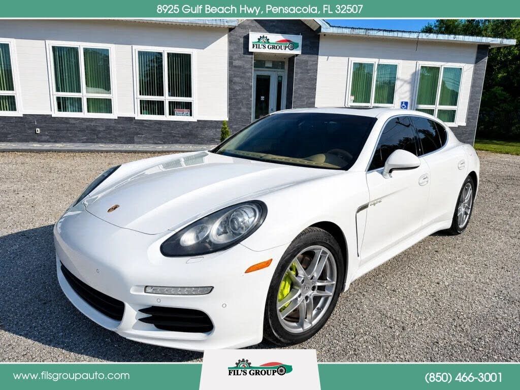 2014 PORSCHE Panamera