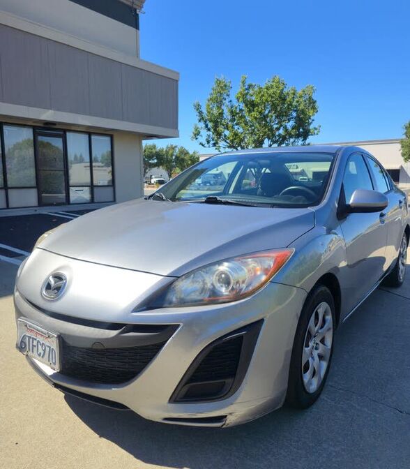2011 MAZDA Mazda3