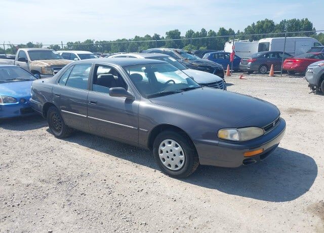 1996 TOYOTA Camry