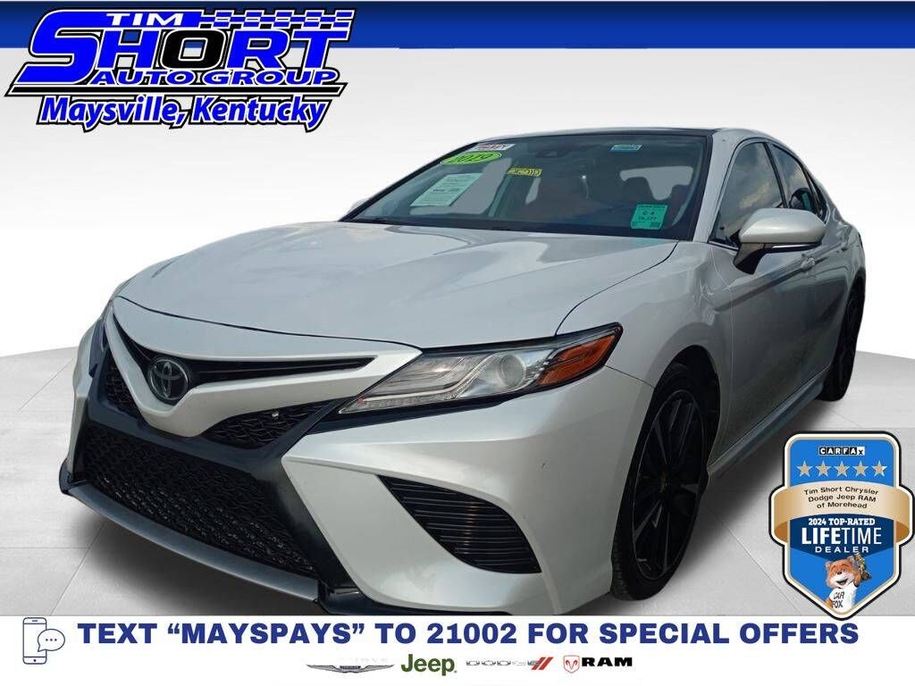 2019 TOYOTA Camry