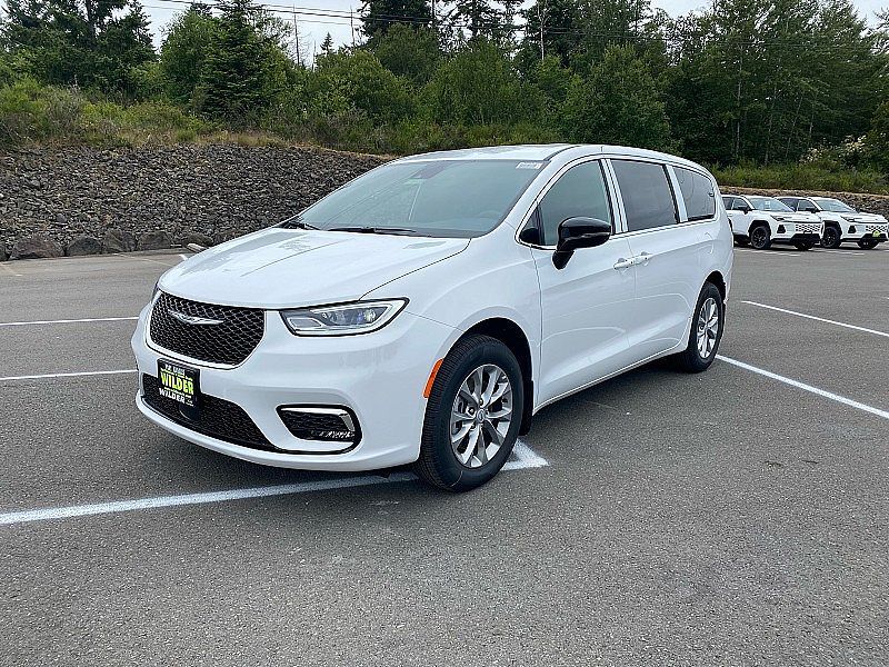2026 CHRYSLER Pacifica