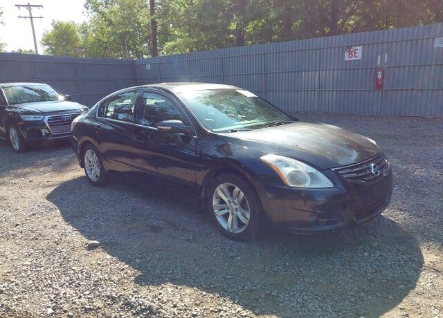 2012 NISSAN Altima