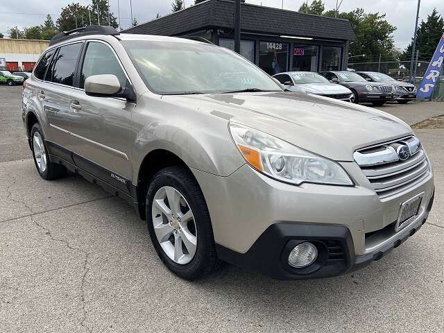 2014 SUBARU Outback