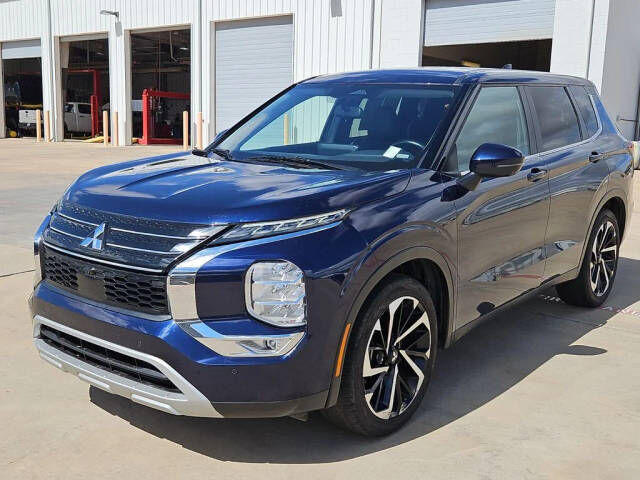 2024 MITSUBISHI Outlander