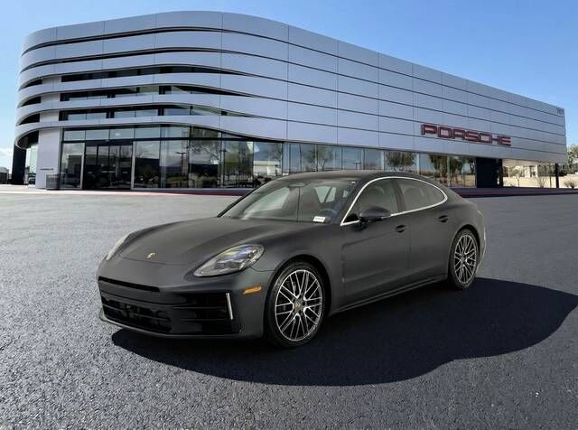 2026 PORSCHE Panamera