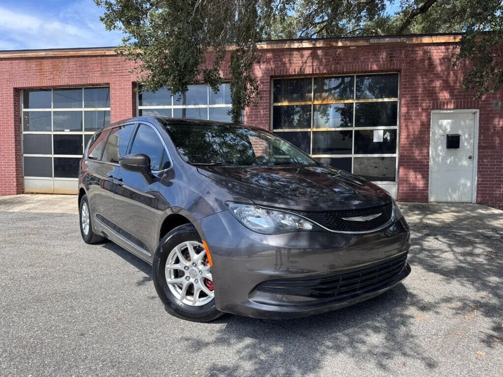 2017 CHRYSLER Pacifica