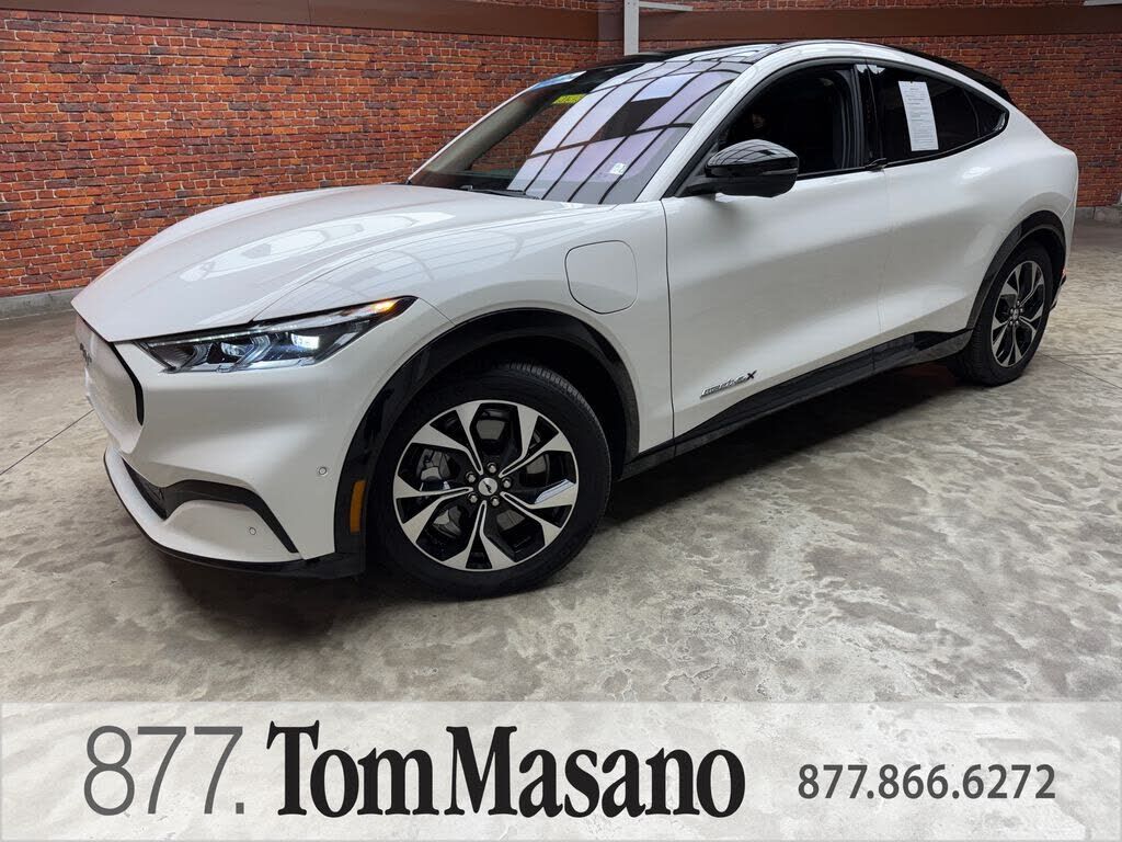 2021 FORD Mach-E