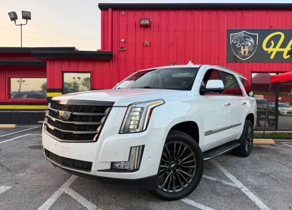 2019 CADILLAC Escalade