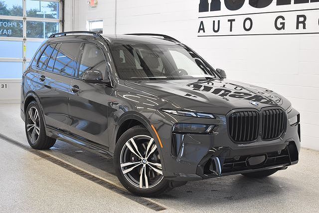 2027 BMW X7