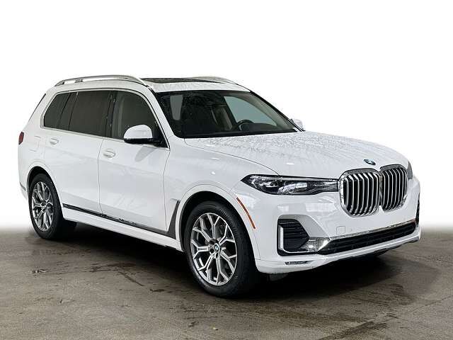 2021 BMW X7