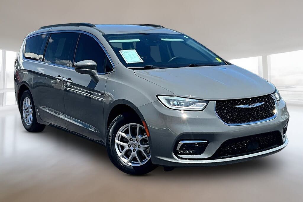 2022 CHRYSLER Pacifica