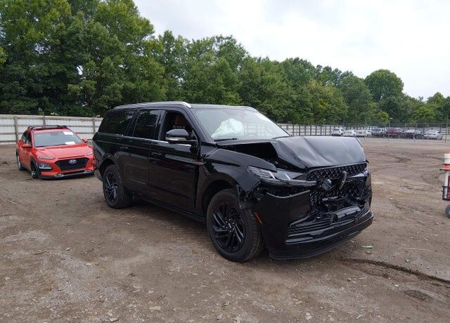2025 LINCOLN Navigator L