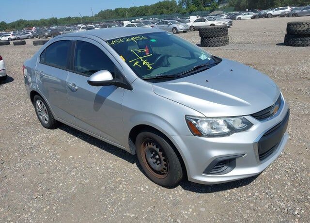 2017 CHEVROLET Sonic