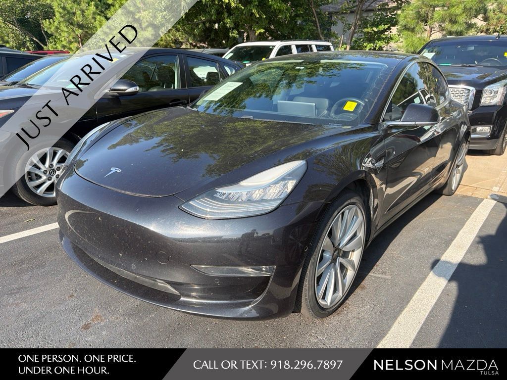 2018 TESLA Model 3