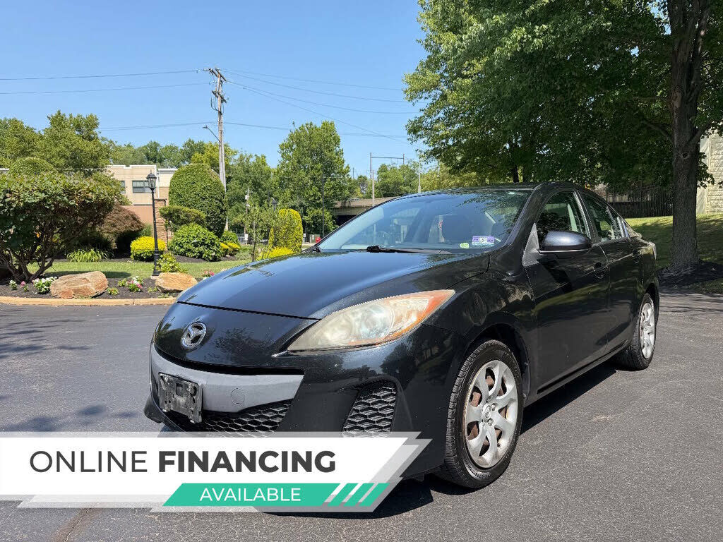 2013 MAZDA Mazda3